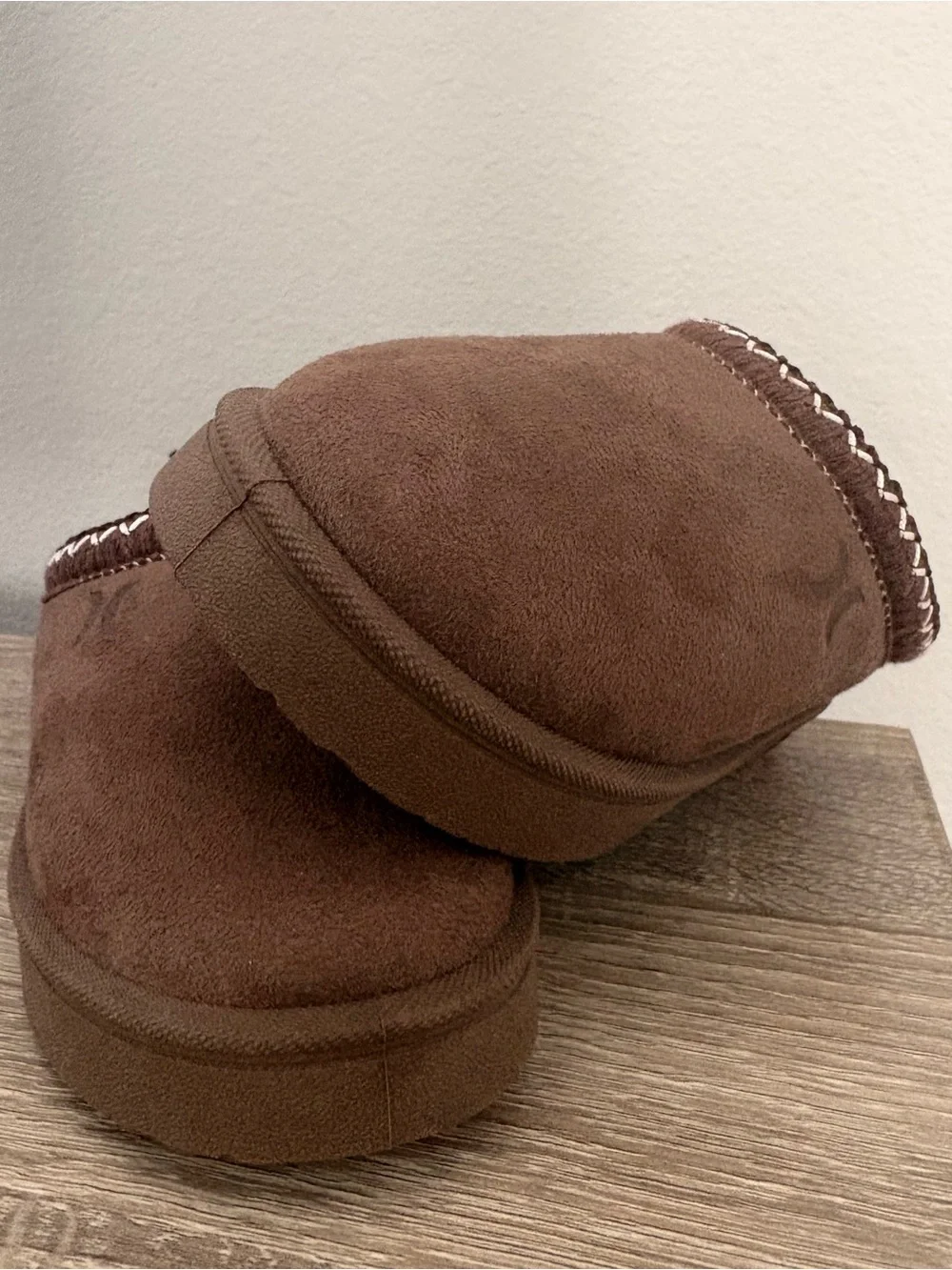 Hurley Brown Suede Slip-On Mule Slippers Size 11 - New